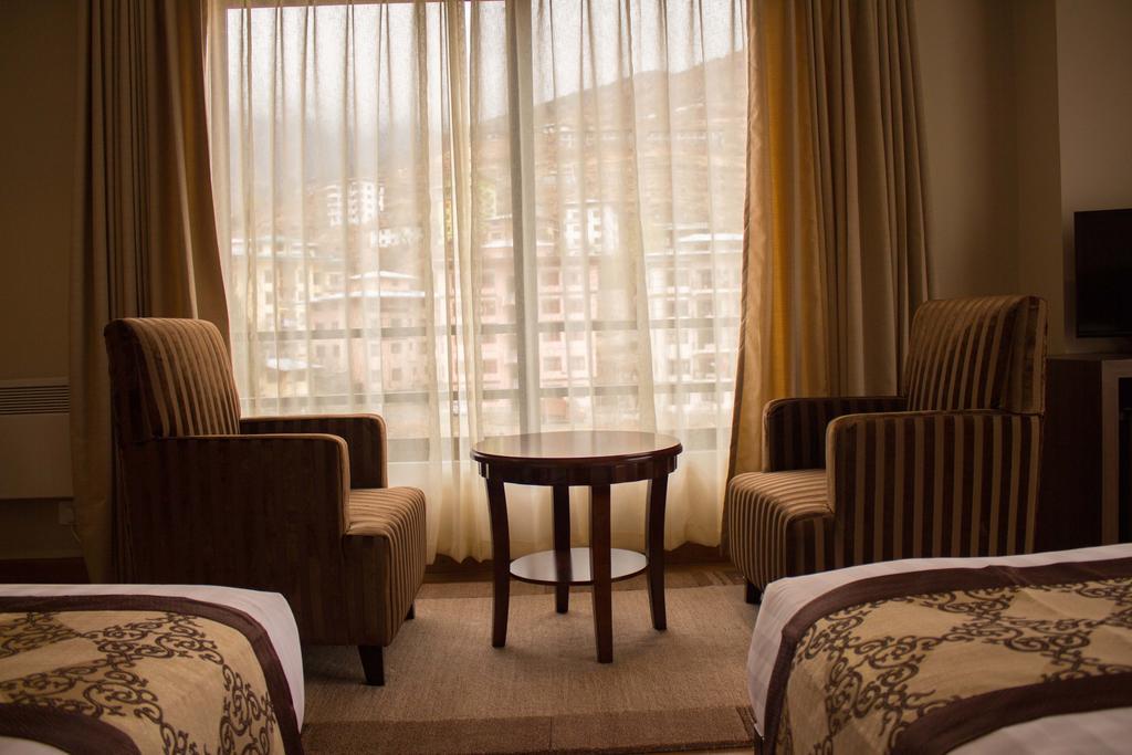 Ariya Hotel تيمفو الغرفة الصورة