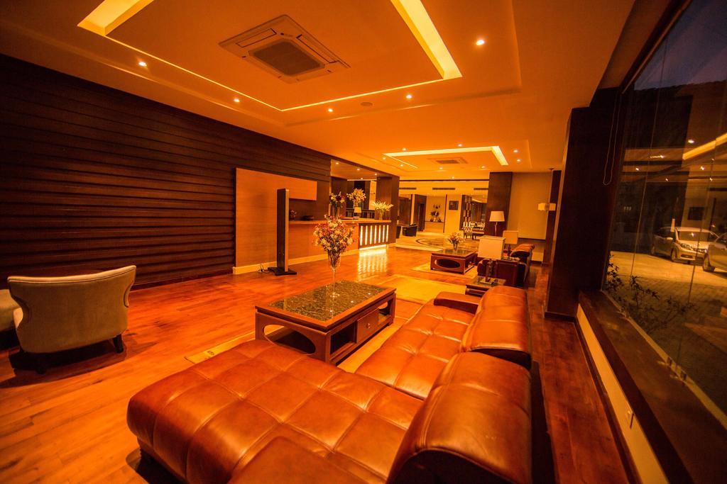 Ariya Hotel تيمفو المظهر الخارجي الصورة